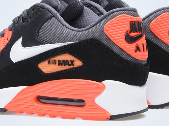 Nike Air Max 90 - Dark Grey - Black - Total Crimson 