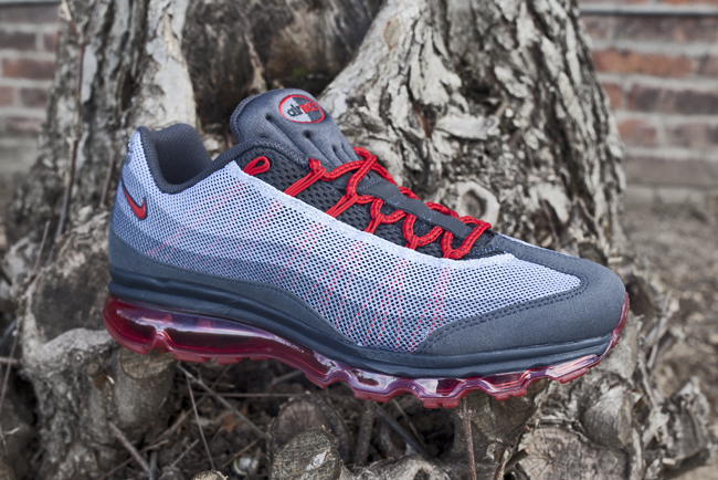 Nike Air Max 95 Dynamic Flywire Anthracite University Red 1