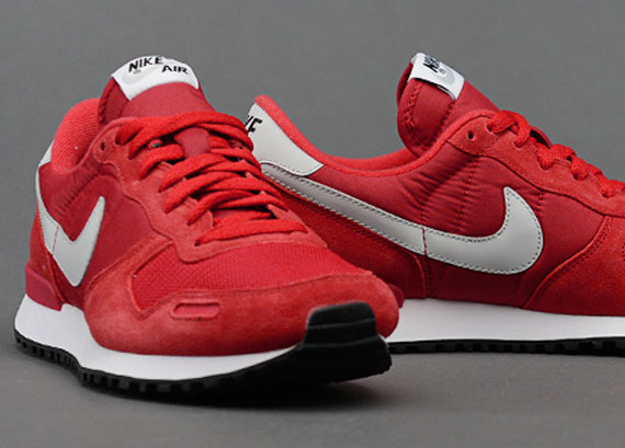 nike air vortex gym red