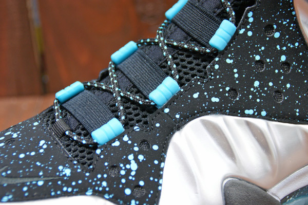 Nike Barkley Posite Max Metallic Silver Gamma Blue 3