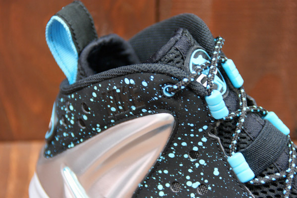 Nike Barkley Posite Max Metallic Silver Gamma Blue 6