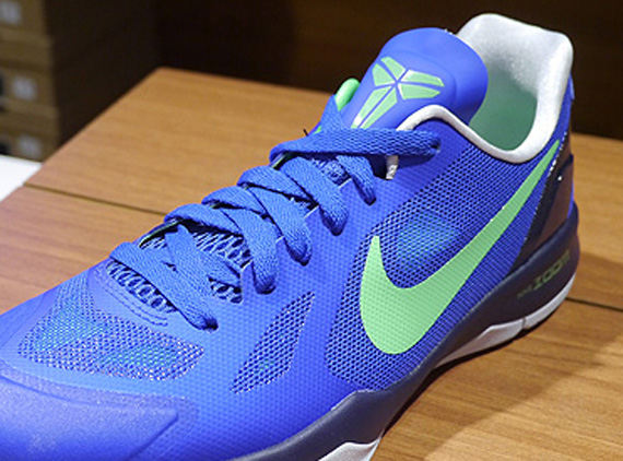 Nike Black Mamba 24 – Blue – Green