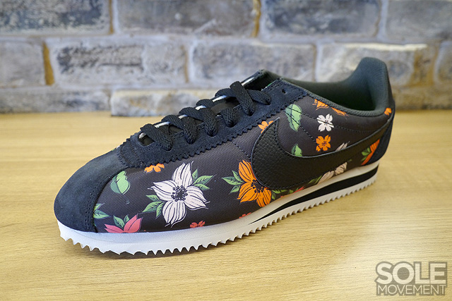 Nike Cortez Classic Nylon Qs Floral Pack 9