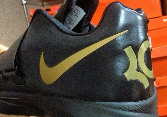 Kevin durant shoes black and clearance gold