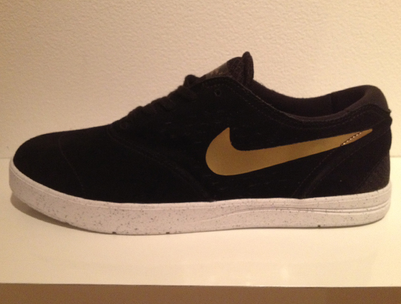 nike koston 2 black metallic gold