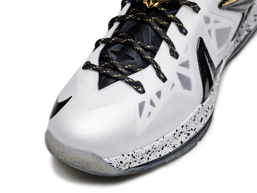 Nike Lebron X Elite White Metallic Gold Black 01