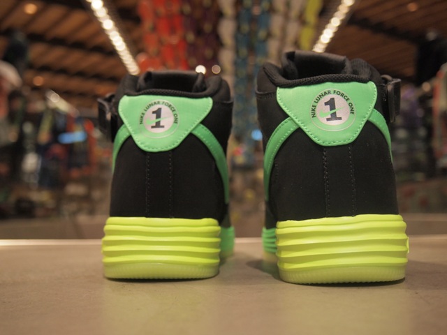Nike Lunar Force 1 Lthr Black Poison Green Volt 2