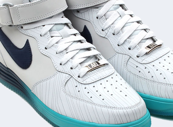 Nike Lunar Force 1 Mid – Pure Platinum – Squadron Blue