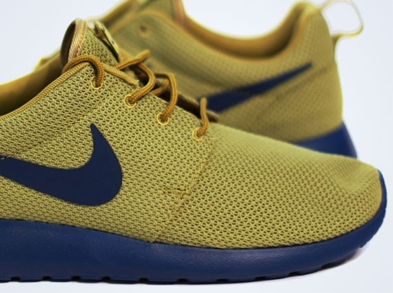 Nike Roshe Run - Tent - Dark Royal Blue | Unreleased Sample