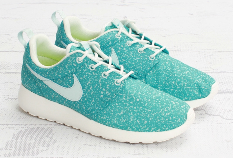 Nike Roshe Run Wmns Speckle Pack Sport Turquoise 01