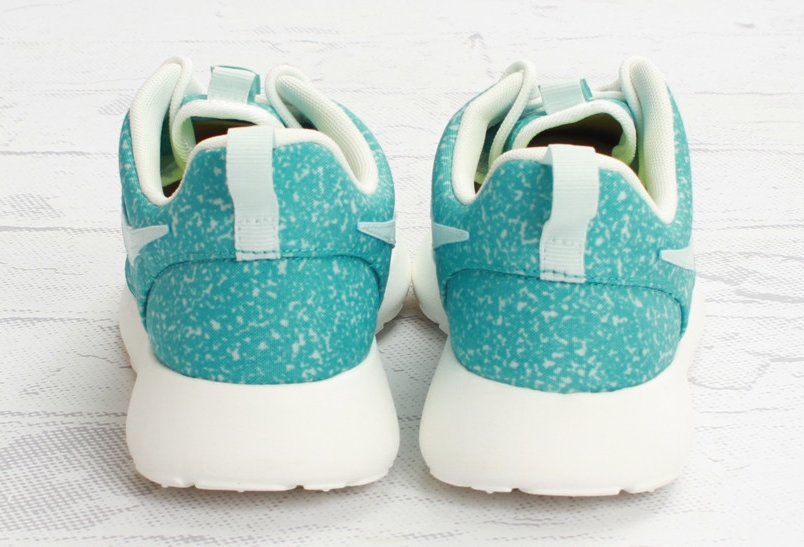 Nike Roshe Run Wmns Speckle Pack Sport Turquoise 04