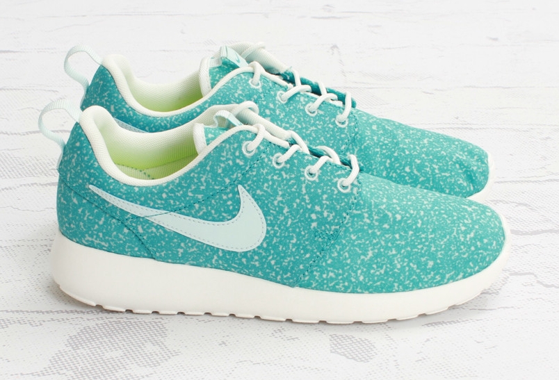 Nike Roshe Run Wmns Speckle Pack Sport Turquoise 05