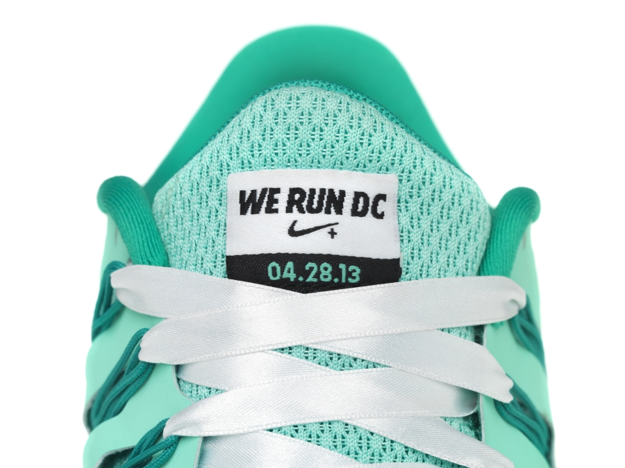 Nike Roshe Run Woven We Run Dc 02