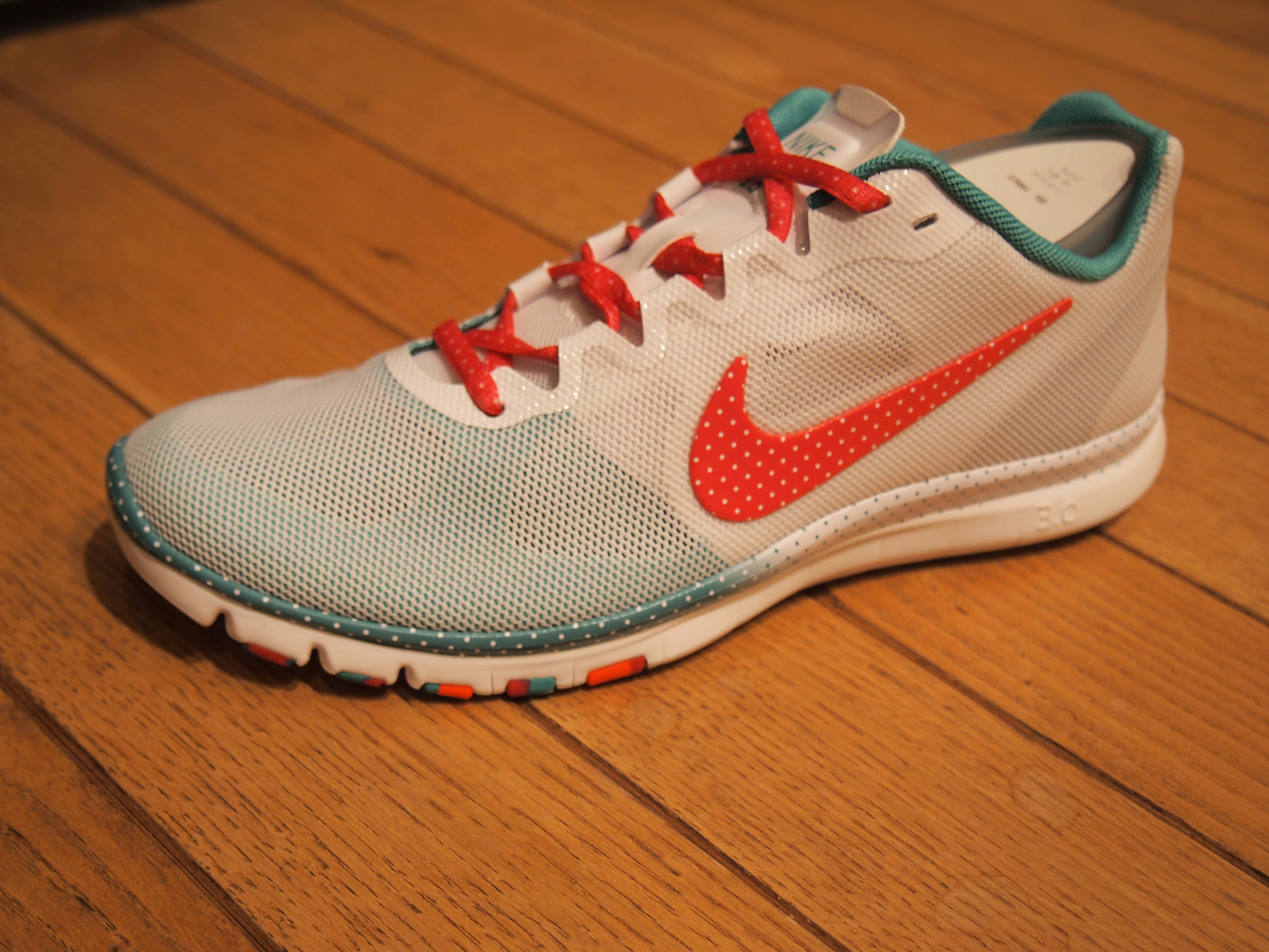 Nike Wmns Free Advantage Mesh 3