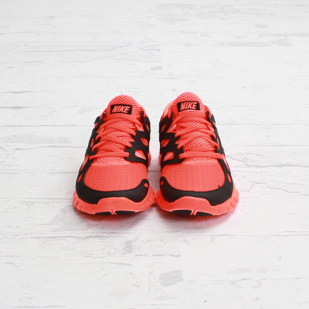 Nike Wmns Free Run 2 Ext Total Crimson Bright Mango 3