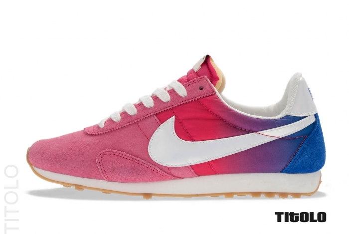 Nike Wmns Pre Montreal Racer Gradient Pink Force Hyper Blue 1