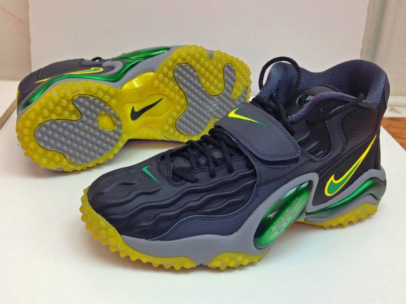 Nike Zoom Turf Jet 97 Oregon Alternate Customs 03
