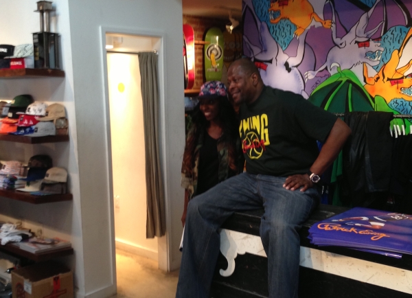 Patrick Ewing In Store Palace 5 Event Recap 03