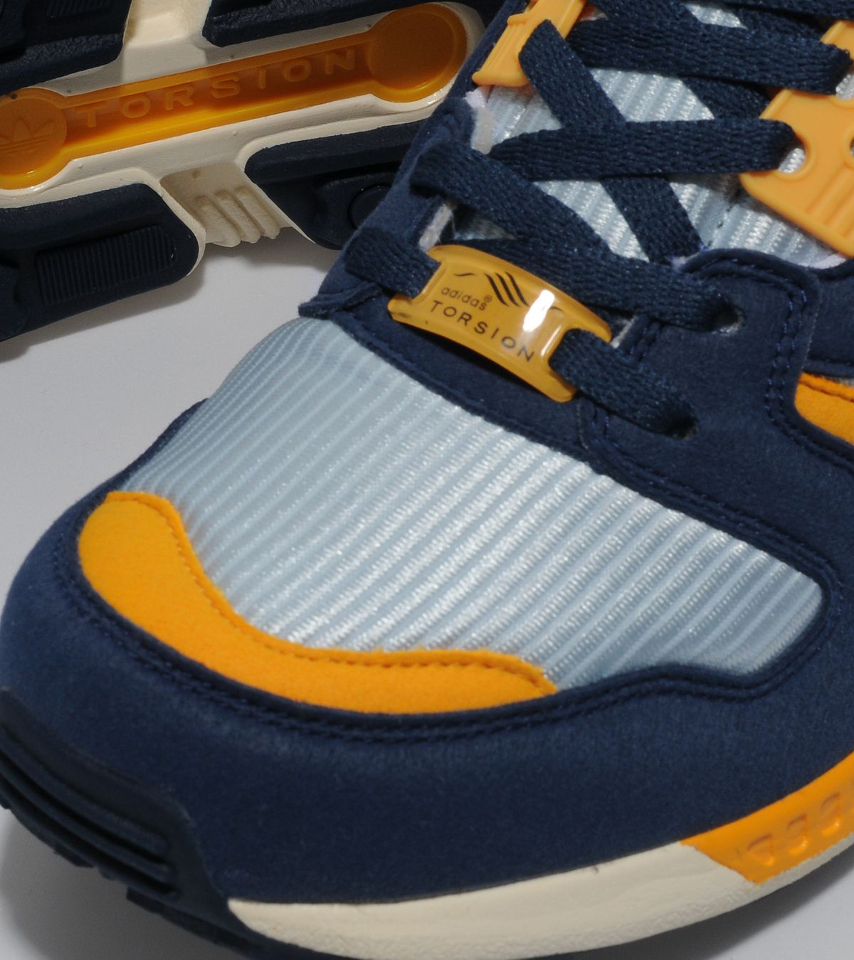 adidas ZX 8000 – Dawn Blue – Dark Slate – Cadmium Yellow 