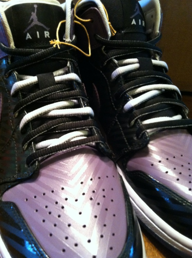 Air Jordan 1 Black Purple Unreleased Sample 02