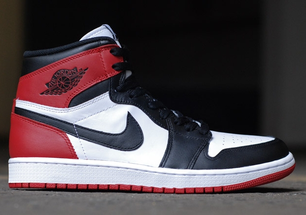 Air Jordan 1 “Black Toe” – Release Reminder