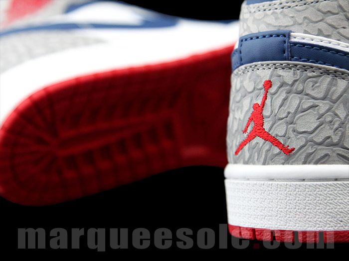 Air Jordan 1 Phat True Blue 01