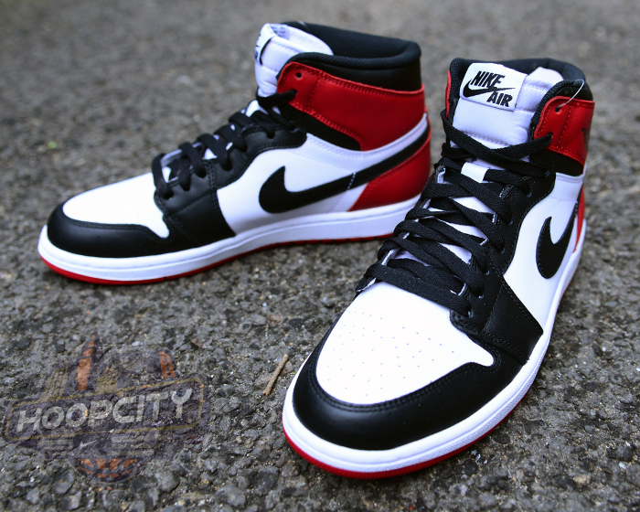 air jordan 1 retro high black toe