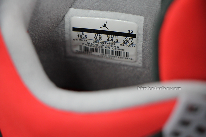 Air Jordan 4 Fire Red Toro 01