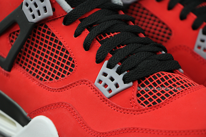 Air Jordan 4 Fire Red Toro 04