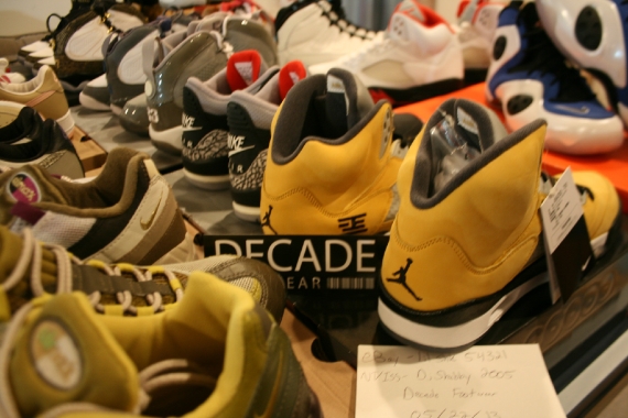 Air Yeezy Nike Sb Concord Jordans Auction Ebay 02