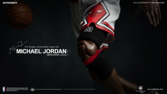 Enterbay Michael Jordan Hk Kicks 10 Anniversary 09