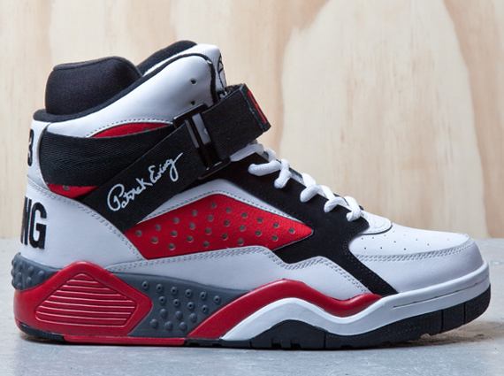 Ewing Focus White Red Black 1