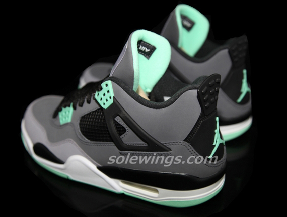 Green Glow Jordan Iv 2
