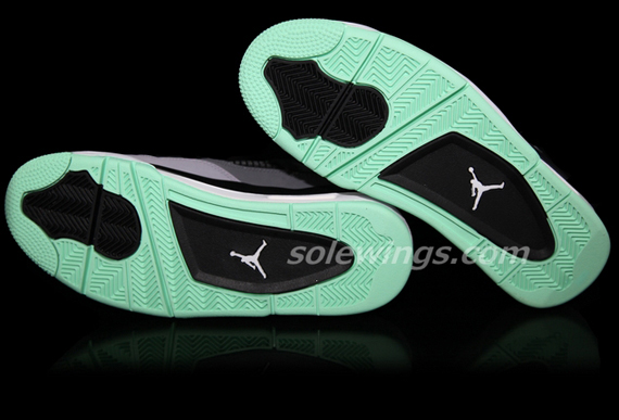 Green Glow Jordan Iv 4