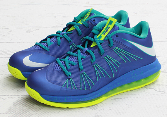 Lebron X Low Turquoise Volt Arriving At Retailers 4