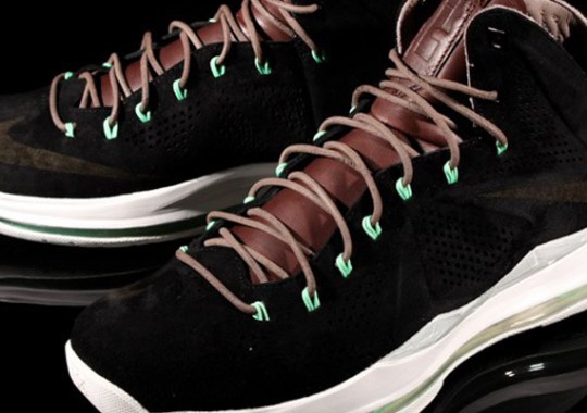 “Black/Mint” Nike LeBron X EXT QS