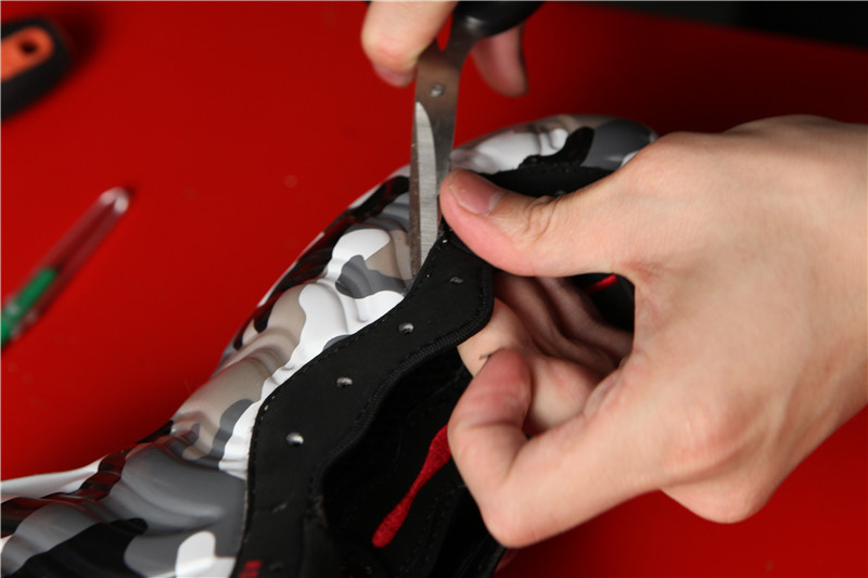 Nike Air Foamposite One Fighter Jet Dissected 36