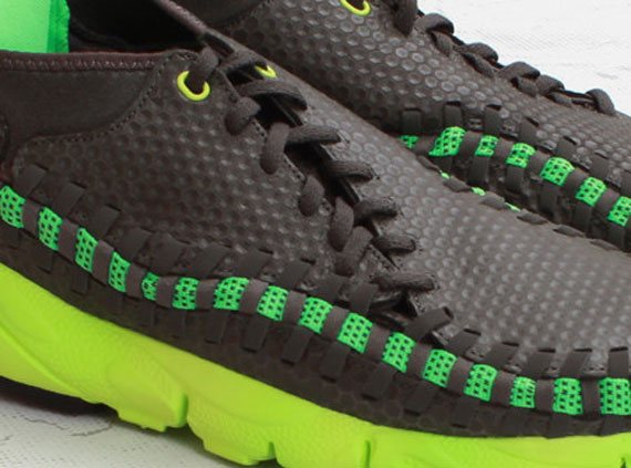 Nike Air Footscape Woven Chukka Midnight Fog Poison Green Available