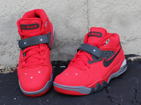 Nike Air Force Max 2013 “Fire Red Toro”