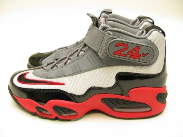 Nike Air Griffey Max 1 Pure Platinum Black Cool Grey Pimento 03