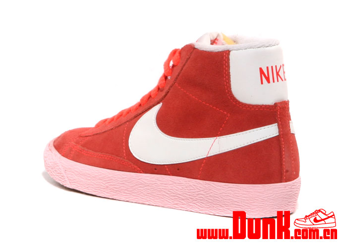 Nike Blazer Total Crimson Storm Pink 03