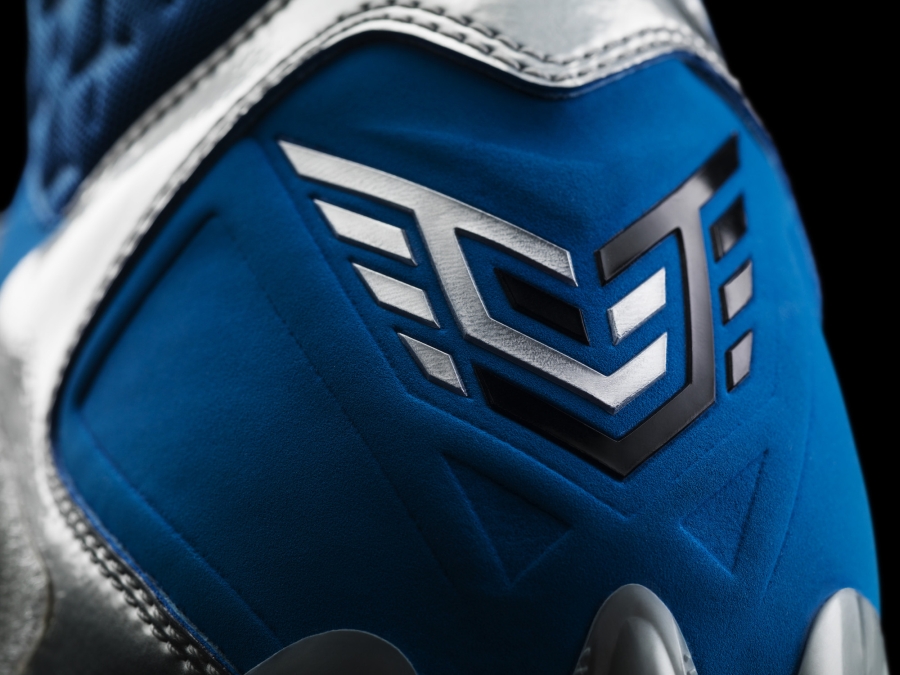 Nike Calvin Johnson Cj81 Elite Td Cleat Unveiled 05
