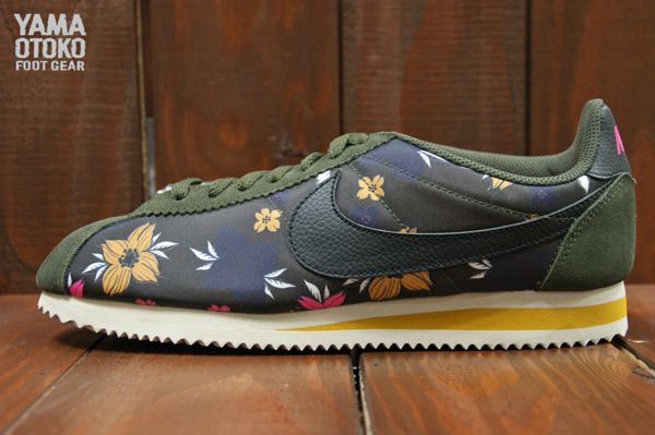 Nike Classic Cortez Nylon Aloha Pack Qs 10