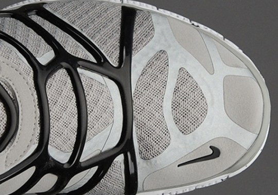 Nike Free Alt Closure Run – Medium Grey – Metallic Silver – Black