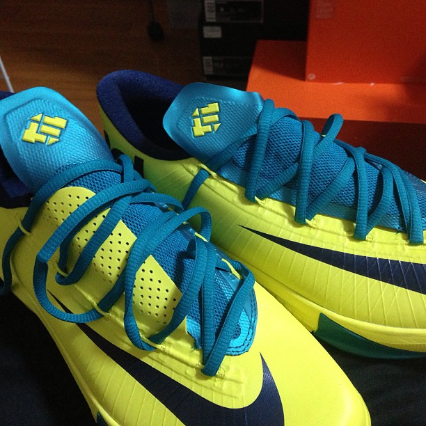 Nike Kd Vi Yellow Blue 03