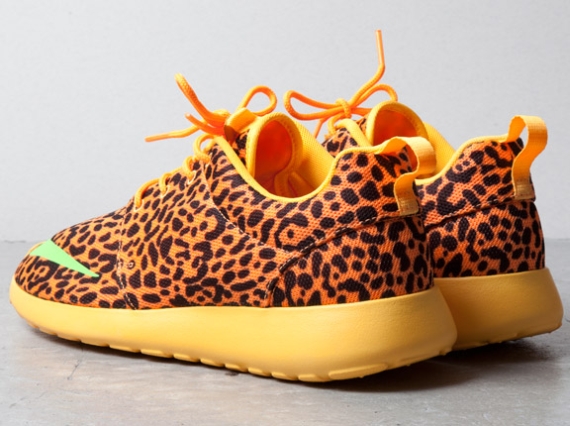 Nike Roshe Run Fb Orange Leopard 02