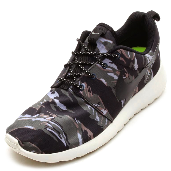 Nike Roshe Run Grey Camo 3