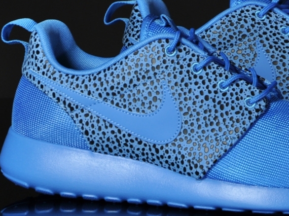 Nike Roshe Run "Safari Pack" - Blitz Blue