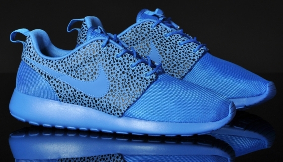 Nike Roshe Run Safari Pack Blitz Blue 04