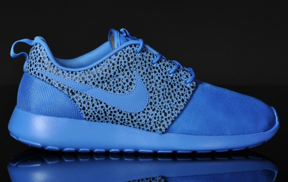 Nike Roshe Run Safari Pack Blitz Blue 05